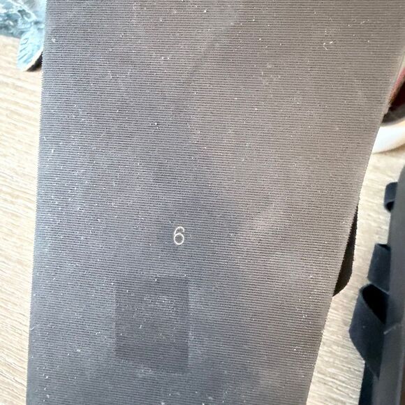 Jeffrey Campbell Hebrides Black Strappy Platform Sandals Size 6 - Picture 8 of 8